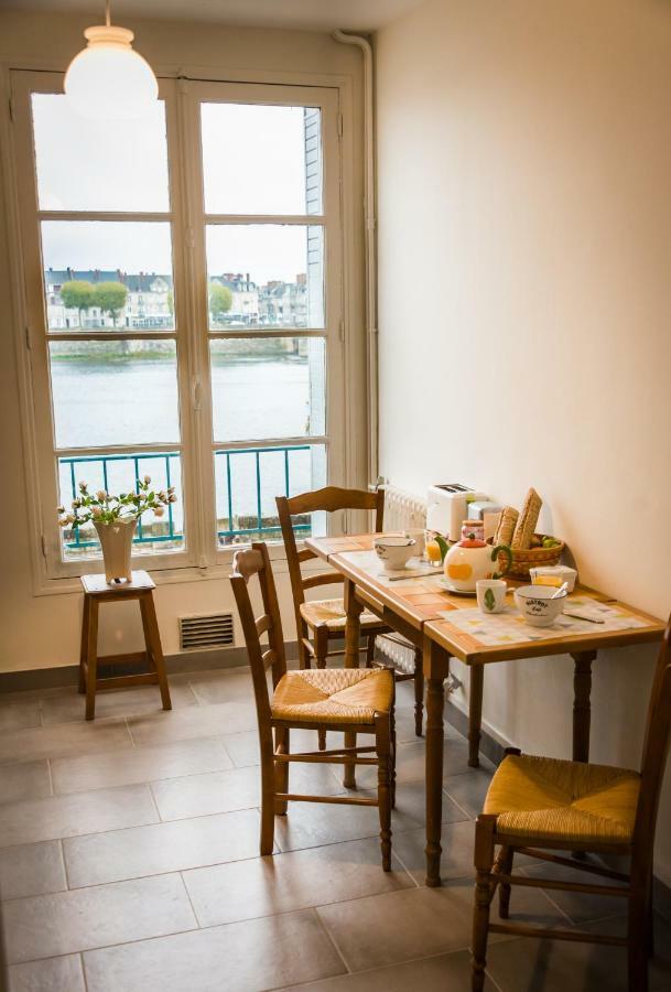 Les Lumieres De La Loire Apartment Blois Luaran gambar